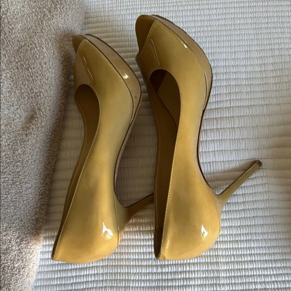Jimmy Choo Nude Peep Toe Pumps - Picture 2 of 5